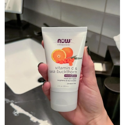 Hidratante de Vitamina C  e Espinheiro do Mar, Iluminação e Rejuvenescimento, 59ml, Now